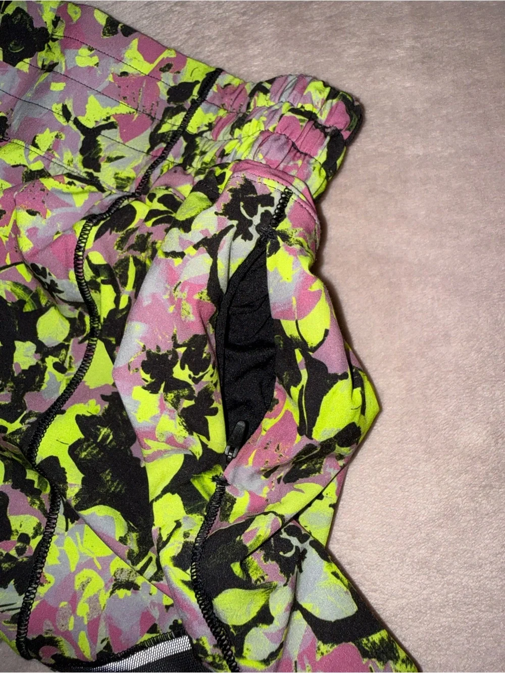 Lululemon multicolor short size 2